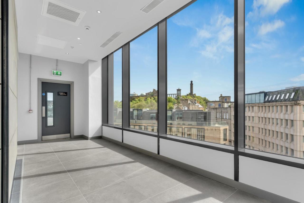 Roomzzz Edinburgh Edimburgo Exterior foto